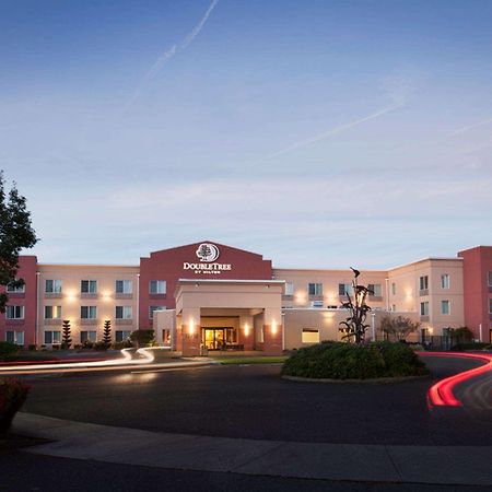 Doubletree By Hilton Ванкувер Экстерьер фото