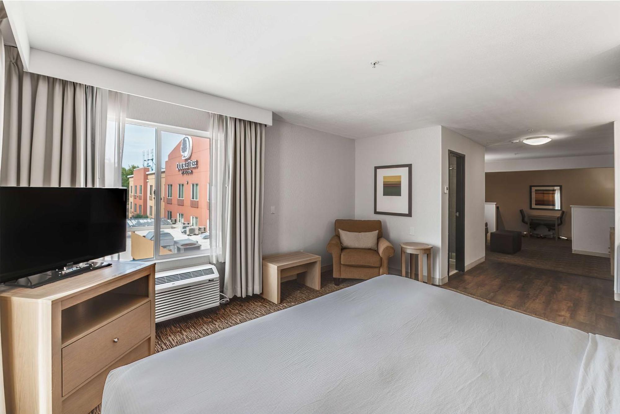 Doubletree By Hilton Ванкувер Экстерьер фото