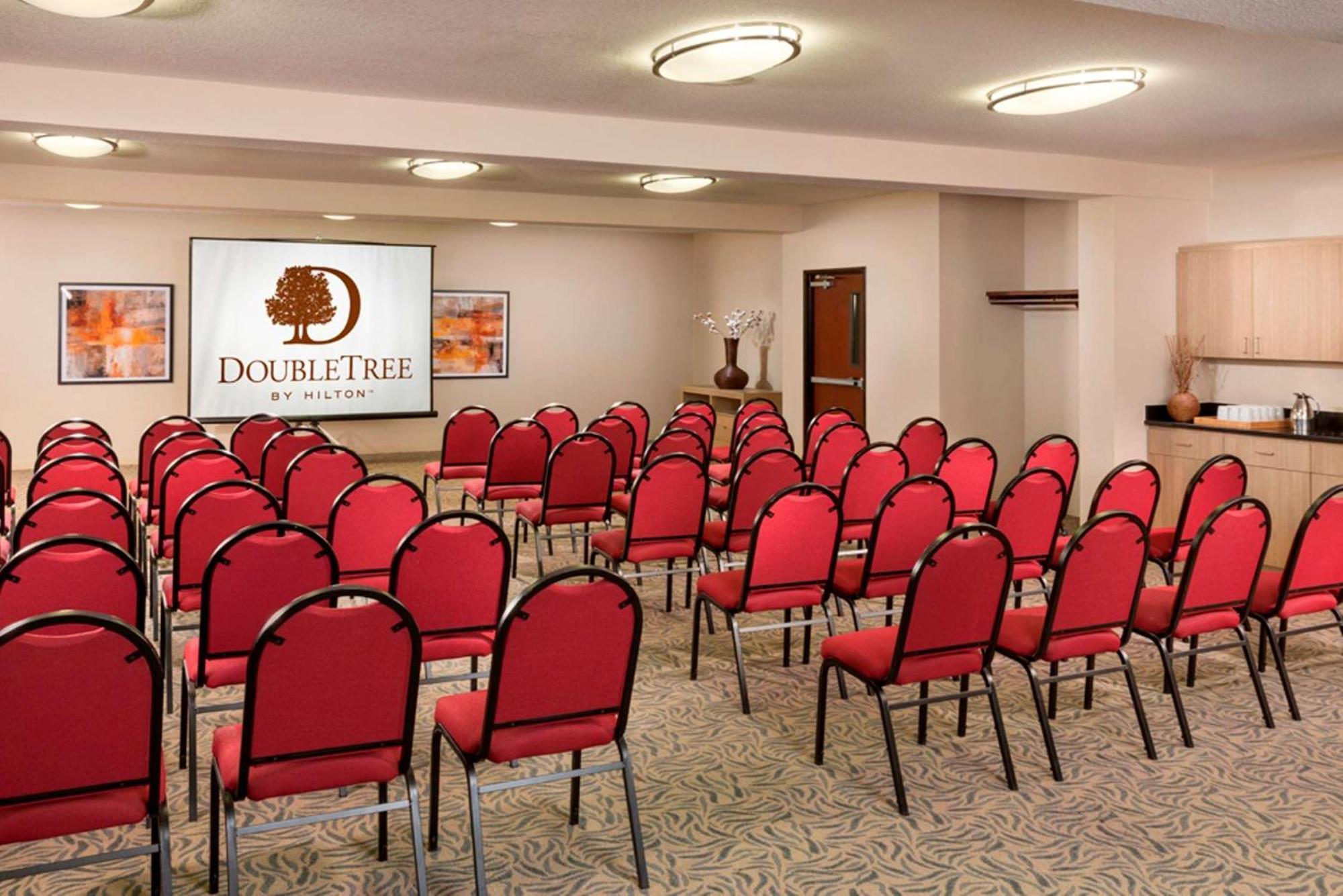 Doubletree By Hilton Ванкувер Экстерьер фото